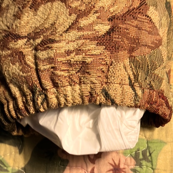 One of a kind hanging tapestry bag garbage bags  hidden inside in and out! - Picture 7 of 7